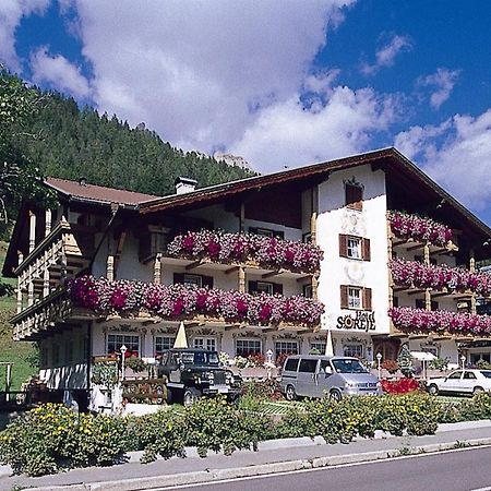 פוצה די פאסה Hotel Garni Soreie מראה חיצוני תמונה